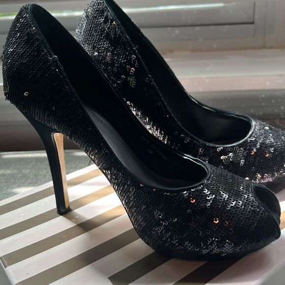 rsvp Black Sequins Peep Toe Pumps Size 6 4.5” Heel - Picture 4 of 6